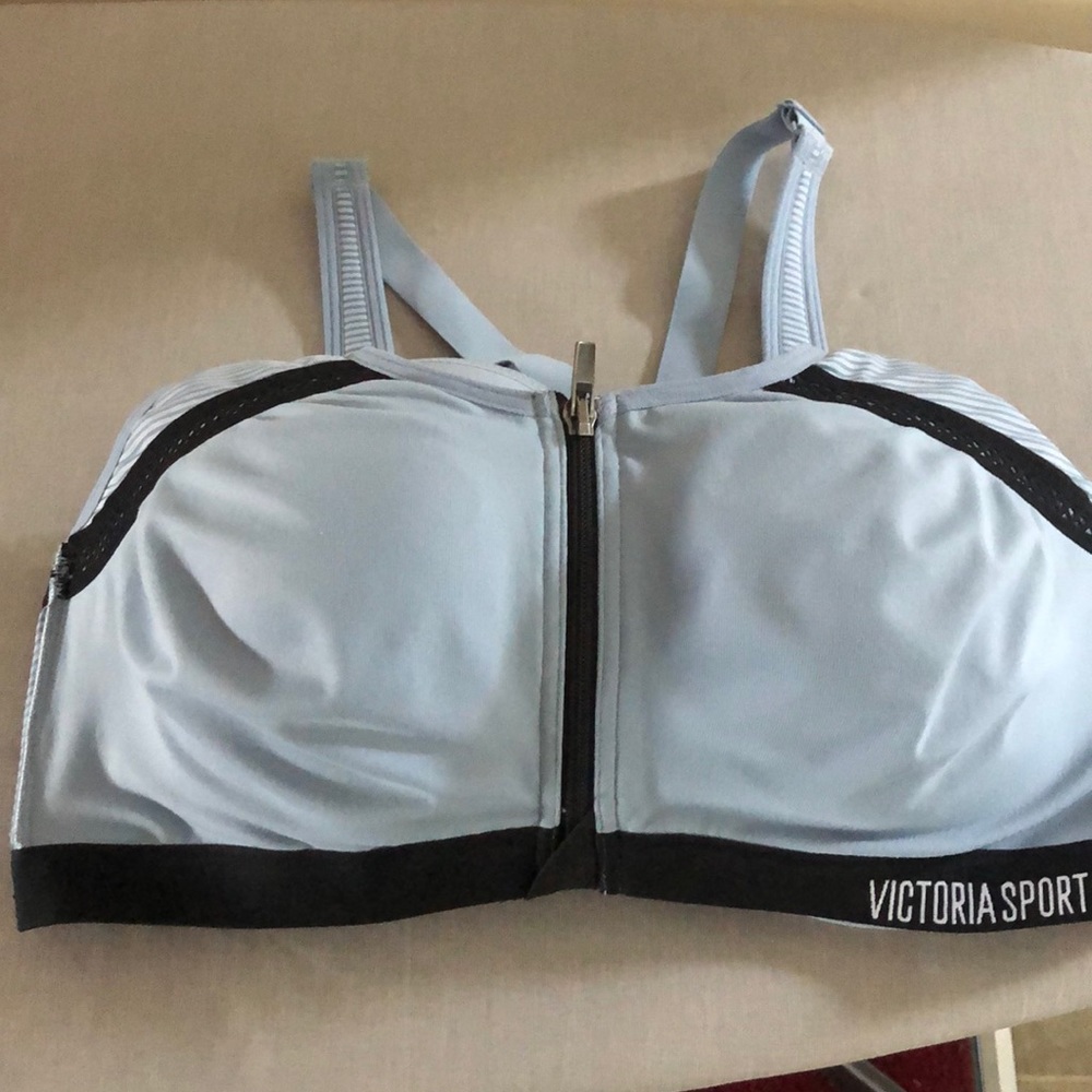 Victoria Secret sport bra